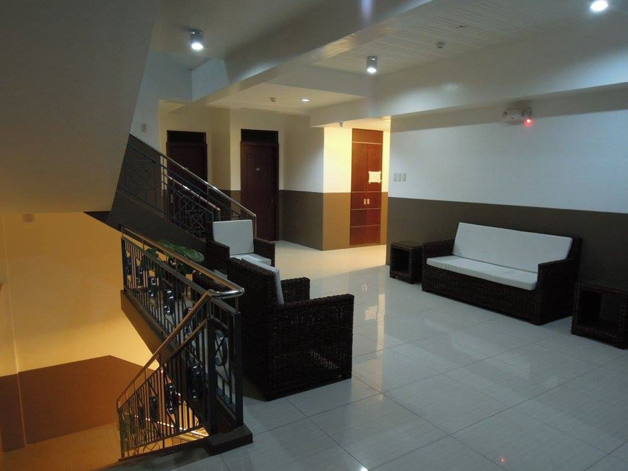 Dumaguete Dormitel Hotel Dumaguete City Екстериор снимка